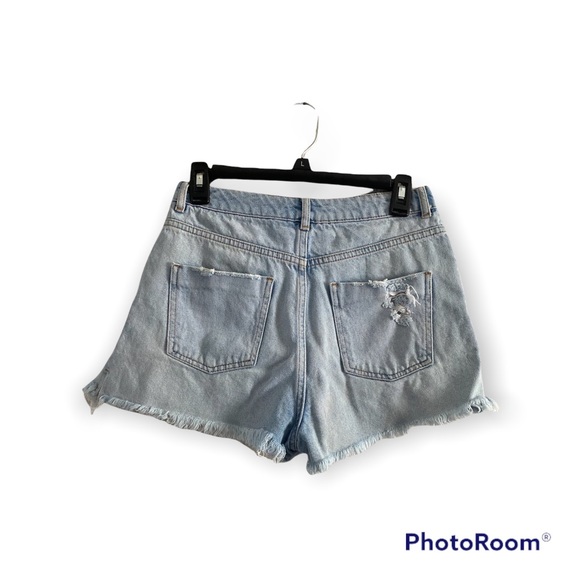 ASOS Ripped denim short. Size 6 - Picture 7 of 10